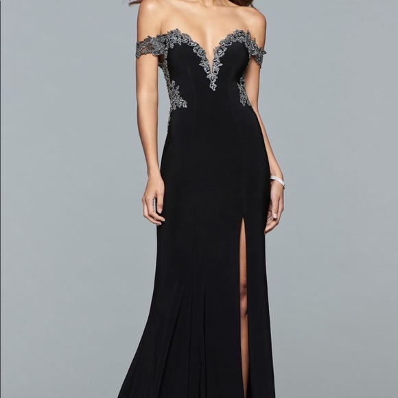 Faviana Dresses & Skirts - Black Faviana Dress
